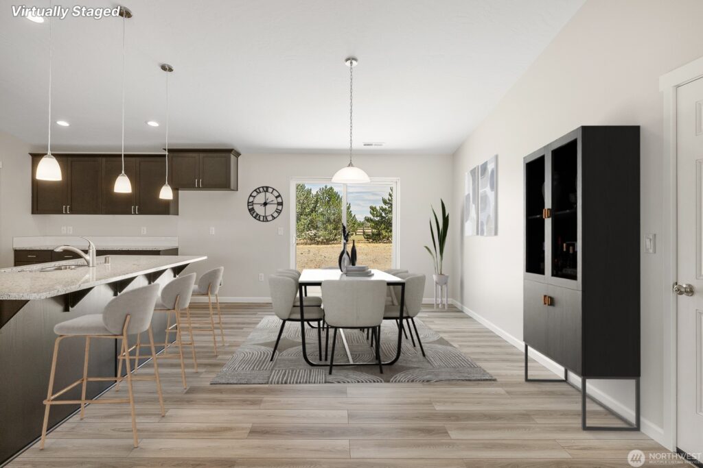 25603 S Finley S Kennewick Dining Room Staged 1024x683