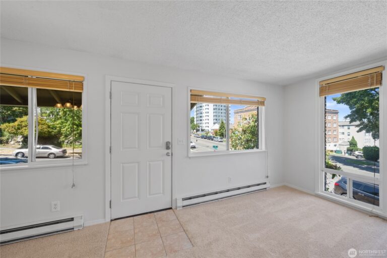 604 N 3rd Living Room 2 768x512