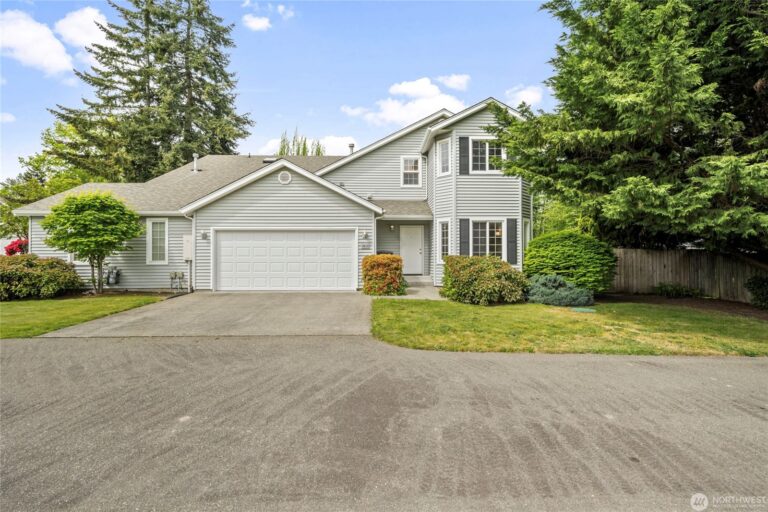 6613 109th St Ct East Front 768x512