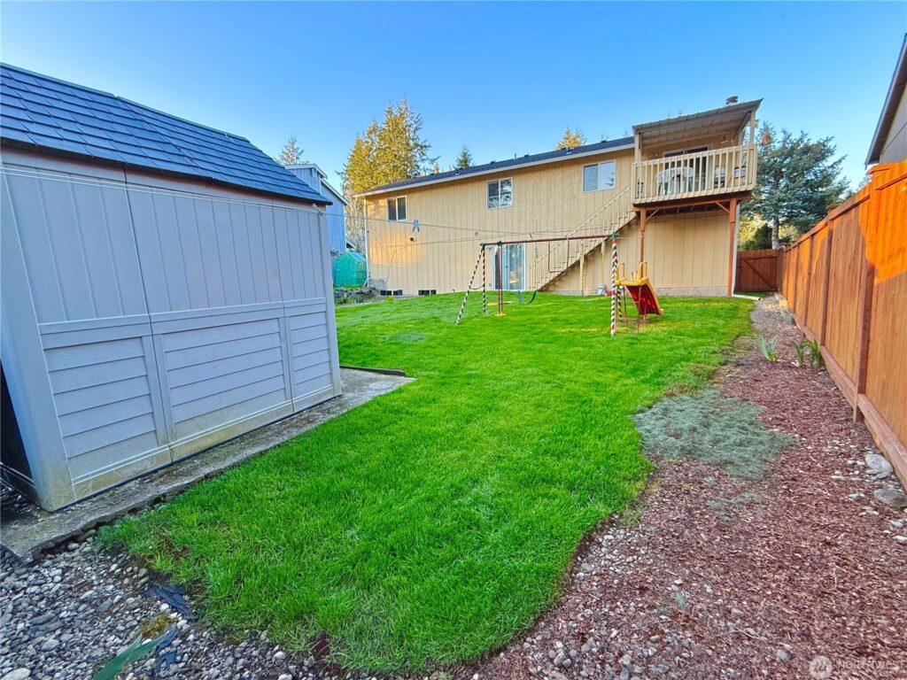 9639 Summerfield Ct SE Olympia Rear 1024x768