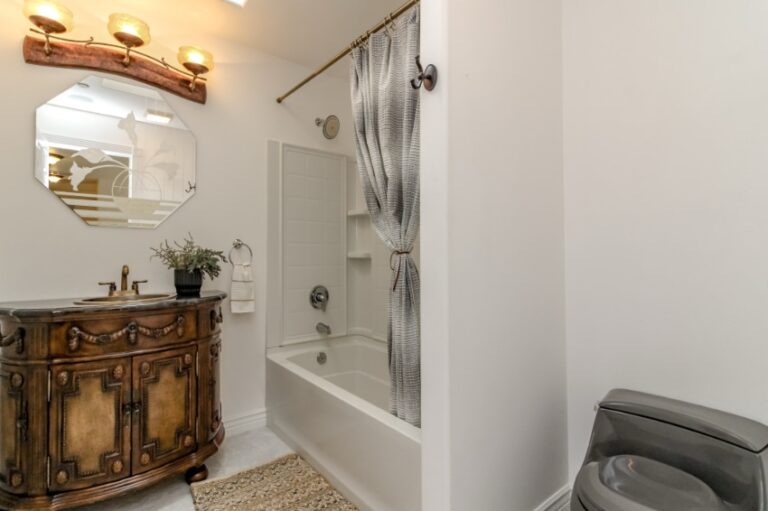 IMG 19787033 Phillips Rd SW Lakewood WA 98498 768x511