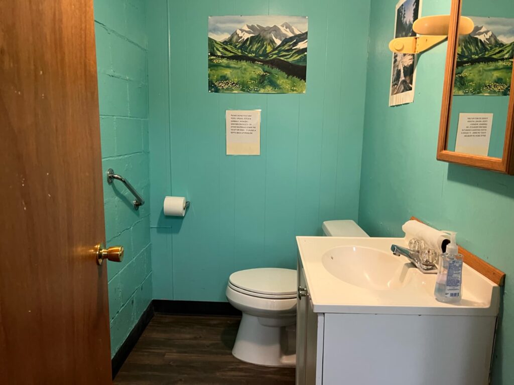 IOOF Fall City Womens Bathroom 1024x768